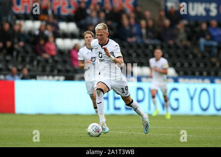 Swansea, Regno Unito. 28 Sep, 2019. Sam Surridge di Swansea City in azione.EFL Skybet partita in campionato, Swansea City v Reading al Liberty Stadium di Swansea sabato 28 settembre 2019. Questa immagine può essere utilizzata solo per scopi editoriali. Solo uso editoriale, è richiesta una licenza per uso commerciale. Nessun uso in scommesse, giochi o un singolo giocatore/club/league pubblicazioni. pic da Andrew Orchard/Andrew Orchard fotografia sportiva/Alamy Live news Credito: Andrew Orchard fotografia sportiva/Alamy Live News Foto Stock