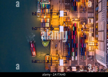 Kwai Tsing terminal per container da fuco view Foto Stock