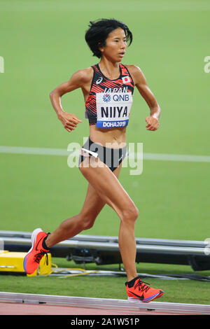 Doha in Qatar. 28 Sep, 2019. Hitomi Niiya (JPN) : atletica leggera IAAF World Championships Doha 2019 Donna 10000m finale Al Khalifa International Stadium di Doha, Qatar . Credito: YUTAKA AFLO/sport/Alamy Live News Foto Stock