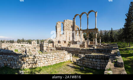 Il Grande Palazzo, Rovine del VIII secolo Umayyad città di Anjar, Libano Foto Stock