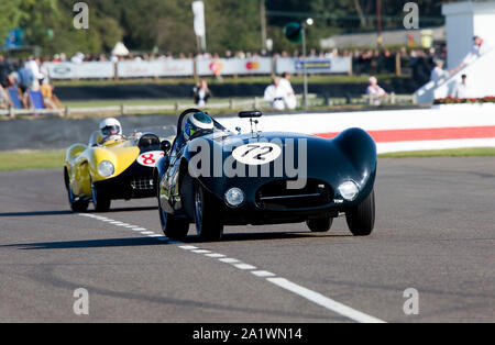 1954 Cooper-Jaguar T33 pilotati da Katarina Kyvalova in Freddie Marzo Memorial Trophy al Goodwood xiv sett 2019 a Chichester, Inghilterra. Foto Stock