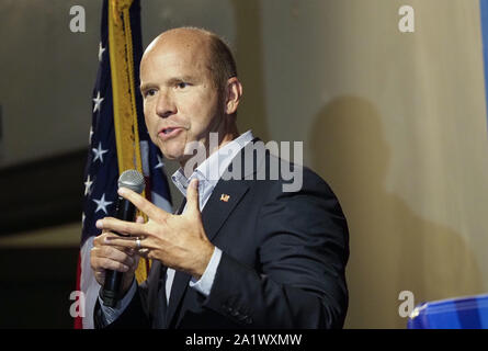 Città di Sioux, IOWA, USA. 28 Sep, 2019. 2020 presidenziale candidato democratico ed ex Maryland congressman John Delaney parla durante la contea di Woodbury democratici Harry Hopkins cena presso il Abu Bekr Shrine Temple nella città di Sioux, Iowa, sabato 28 settembre, 2019. Credito: Jerry Mennenga/ZUMA filo/Alamy Live News Foto Stock