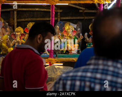 Mumbai, India - settembre 01,2019 :statua del signore Ganesha ottenere pronto per Ganesh festival Foto Stock