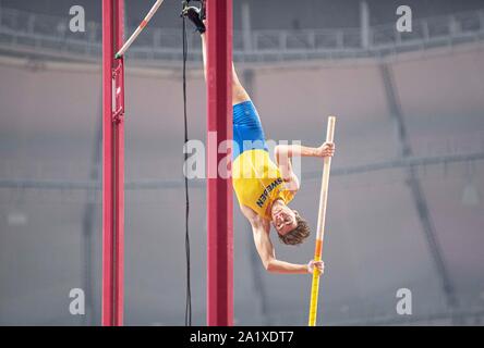 Doha, Katar. 28 Sep, 2019. Armand DUPLANTIS (SWE) l'azione. Pole Vault Qualificazione degli uomini, su 28.09.2019 mondiali di atletica 2019 a Doha/Qatar, dal 27.09. - 10.10.2019. | Utilizzo di credito in tutto il mondo: dpa/Alamy Live News Foto Stock