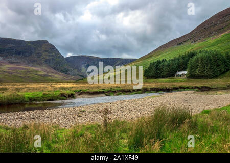 Percorso attorno a Loch Lee. Angus, Scotland, Regno Unito. Cairngorms National Park. Foto Stock