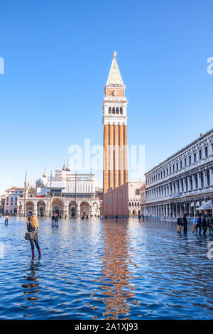 Inondazioni in Piazza San Marco a Venezia, Italia Foto Stock
