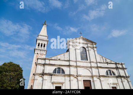 Basilica di Santa Eufemia, raffigurato nel cuore della parte storica della città di Rovigno. Foto Stock