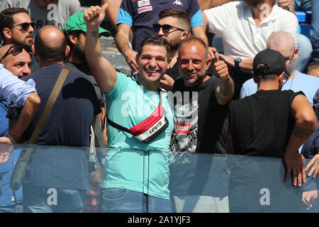 Napoli, Italia. 29Sep, 2019. Durante la serie di una partita di calcio SSC Napoli vs Brescia Calcio il 29 settembre 2019 presso il San Paolo Stadium (foto di Antonio Balasco/Pacific Stampa) Credito: Pacific Press Agency/Alamy Live News Foto Stock