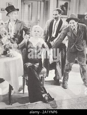 I Fratelli Marx in una giornata di gare, 1937 American film commedia con Esther Muir. Foto Stock