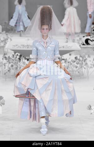 Parigi, Francia. 29 settembre 2019. THOM BROWNE SS20 pista durante la settimana della moda di Parigi - Paris, Francia 29/09/2019 | Utilizzo di credito in tutto il mondo: dpa picture alliance/Alamy Live News Foto Stock