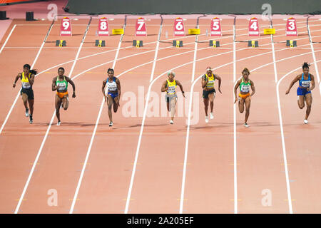 Doha in Qatar. 29Sep, 2019. Gli atleti competere durante le donne a 100 metri di finale al 2019 IAAF Campionati del Mondo a Doha, in Qatar, Sett. 29, 2019. Credito: Wang Jingqiang/Xinhua/Alamy Live News Foto Stock