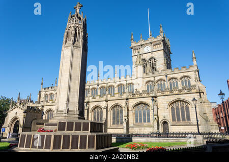 Tutti i Santi della Chiesa", Bishopgate, Wigan, Greater Manchester, Inghilterra, Regno Unito Foto Stock