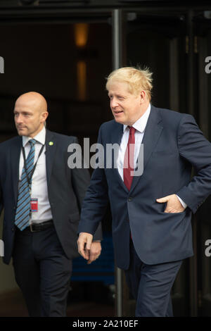 Manchester, Regno Unito. Il 30 settembre, 2019. L'Rt Hon Boris Johnson MP, Primo Ministro del Regno Unito il primo signore del Ministero del tesoro presso il congresso del partito conservatore al Manchester Central Convention Complex, Manchester il lunedì 30 settembre 2019 (di credito: P Scaasi | MI News) Credito: MI News & Sport /Alamy Live News Foto Stock