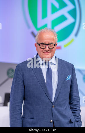 Frankfurt am Main, Deutschland. Il 27 settembre, 2019. Fritz KELLER DFB (Presidente), mezza figura, mezza figura, formato ritratto 43.Ordentlicher DFB-Bundestag il 27.09.2019 a Francoforte, in Germania. | Utilizzo di credito in tutto il mondo: dpa/Alamy Live News Foto Stock