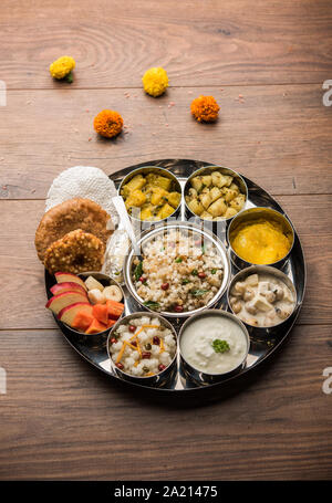 Navratri Upwas Thali / digiuno piatti, il fuoco selettivo Foto Stock