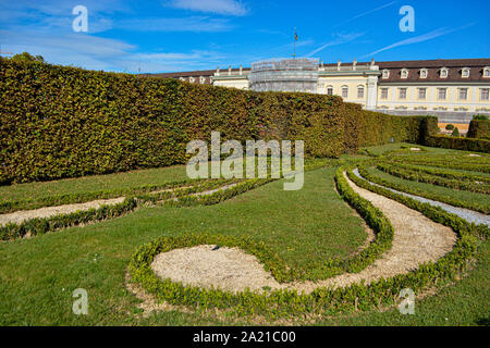 Castello barocco con giardino barocco in Ludwigsburg, Germania Foto Stock