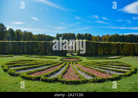 Castello barocco con giardino barocco in Ludwigsburg, Germania Foto Stock