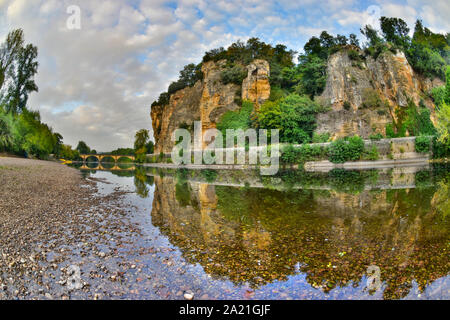 Fiume Dordogne a Vitrac Porto, Dordogne, la valle della Dordogna, Périgord, Aquitaine, Francia Foto Stock