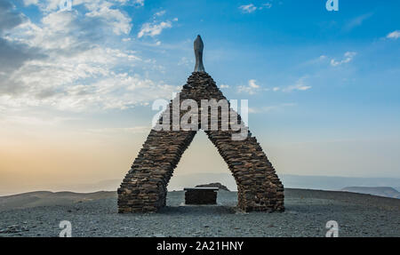 Un'immagine della Virgen de las Nieves santuario al tramonto. Foto Stock