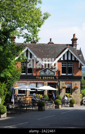 Il George IV inn, grande Amwell, Hertfordshire, era la Quart Pot bistro nel XVIII secolo. Ha cambiato il suo nome nel secolo seguente un Foto Stock