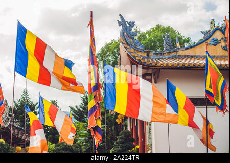 Bandiere tradizionali del festival del Vietnam Five Elements Flag Foto Stock