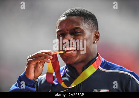 Christian Coleman (USA), 100 Metri Uomini Medaglia d'oro. IAAF mondiale di atletica, Doha 2019 Foto Stock