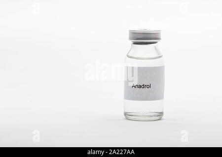 Concetto medico medico che mostra una fiala medica lettura Anadrol Foto Stock