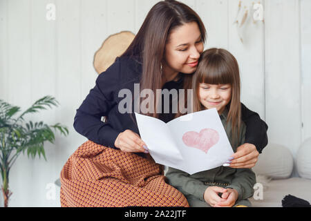 Congrats figlia mom per la festa della mamma Foto Stock