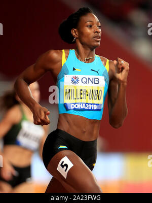 Bahamas' Shaunae Miller-Uibo compete in 5a calore di 400 metri femminili durante il giorno quattro della IAAF Campionati del Mondo Al Khalifa International Stadium, Doha, Qatar. Foto Stock