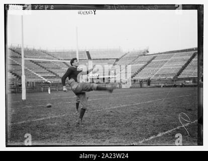 Otis amore Guernsey, giocatore di football e squash tennis player presso l Università di Yale Foto Stock