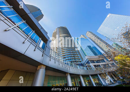 Toronto, Ontario, Canada-20 maggio, 2019: Toronto condominio in un quartiere alla moda rivolta verso il panoramico del lago Ontario Foto Stock