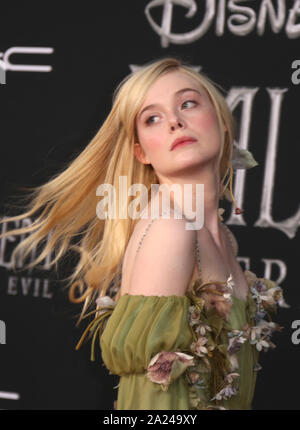 Hollywood, California, USA. Il 30 settembre, 2019. Elle Fanning al Maleficent: padrona del male premiere al El Capitan Theatre di Los Angeles, la California il 30 settembre 2019 a Los Angeles, California. Credit Faye Sadou/MediaPunch Credito: MediaPunch Inc/Alamy Live News Foto Stock