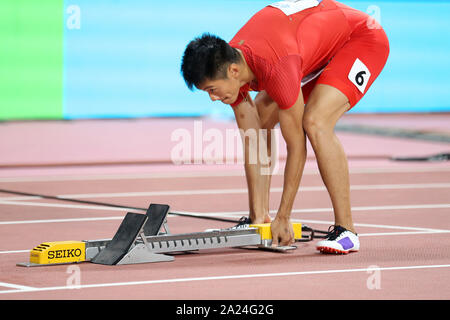 Doha in Qatar. Il 30 settembre, 2019. Xie Zhenye della Cina si prepara prima di uomini 200m semifinale al 2019 IAAF mondiale di atletica a Doha, in Qatar, Sett. 30, 2019. Credito: Li Ming/Xinhua/Alamy Live News Foto Stock