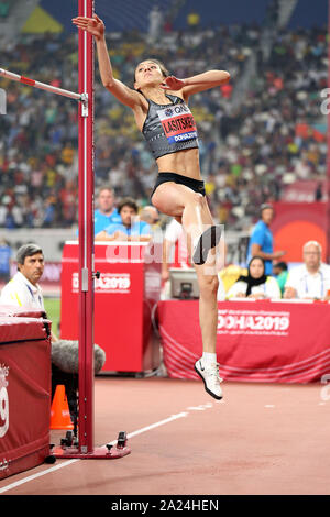 Doha in Qatar. Il 30 settembre, 2019. Autorizzati atleta neutrale Mariya Lasitskene compete durante le donne salto in alto finale al 2019 IAAF Campionati del Mondo a Doha, in Qatar, Sett. 30, 2019. Credito: Li Ming/Xinhua/Alamy Live News Foto Stock