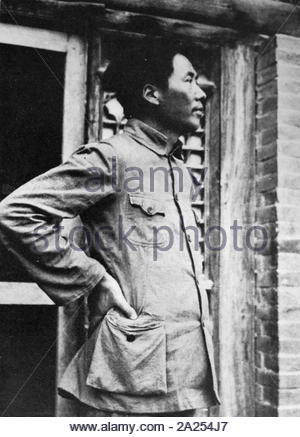 Mao Zedong in Yenan durante il lungo periodo di marzo, 1935. La lunga marcia è stato un rifugio militare intrapresa da parte dell'Armata Rossa del Partito Comunista della Cina il Forerunner dell Esercito di Liberazione del Popolo, di sottrarsi al perseguimento del Kuomintang braccio Foto Stock