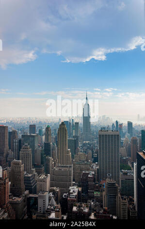 La città di New York, Stati Uniti d'America - 10 Giugno 2010: vista dello skyline di Manhattan a New La tua città, STATI UNITI D'AMERICA. Foto Stock