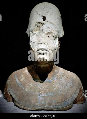 Dipinto di busto del re Akhenaton XVIII dinastia, Amarna, 1340 BC Foto Stock