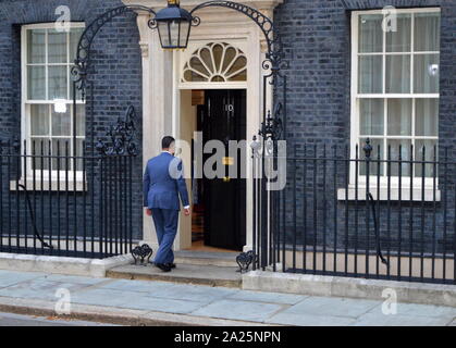 Alok sharma; partito conservatore britannico politico, arriva al numero 10 di Downing Street per essere nominato segretario di stato per lo sviluppo internazionale sotto boris johnson. Foto Stock