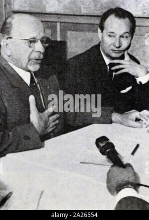 Walter Ulbricht soddisfa con Aleksander Dubcek durante la Primavera di Praga del 1968 Foto Stock