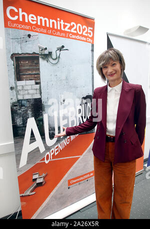 Berlino, Germania. 01 ott 2019. Barbara Ludwig, Sindaco di Chemnitz, prende parte a una conferenza stampa della Kulturstiftung der Länder con l annuncio della città tedesca di applicare per il titolo di "Capitale Europea della Cultura 2025". Credito: Wolfgang Kumm/dpa/Alamy Live News Foto Stock