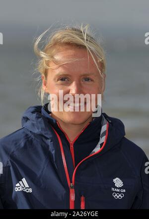 Il porto di Poole. Regno Unito. 01 ottobre 2019. Emma Wilson (womens RS:X windsurf). TeamGB annunciano il primo atleta selezionato per il Tokyo Olimpiadi 2020. Barca a vela. Haven Rockley Holiday Park. Il porto di Poole. Il Dorset. Regno Unito. Credito: Sport In immagini/Alamy Live News Foto Stock