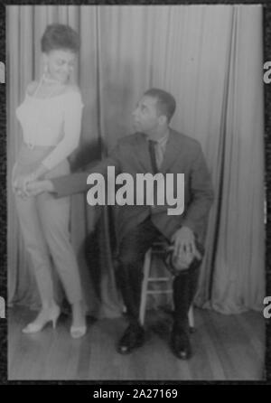 Ritratto di Ethel Ayler e Melvin Stewart, come Zirata e semplici (rispettivamente) in celeste semplicemente da Langston Hughes Foto Stock