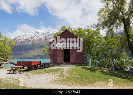 Iconico Boat House di Glenorchy, Nuova Zelanda Foto Stock