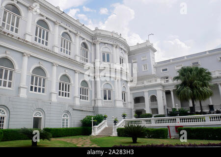 La FACCIATA ESTERNA DEL PALAZZO FALAKNUMA Hyderabad, Telangana, INDIA Foto Stock