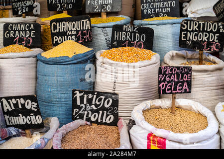 San Camilo mercato,città di Arequipa, Perù. Foto Stock