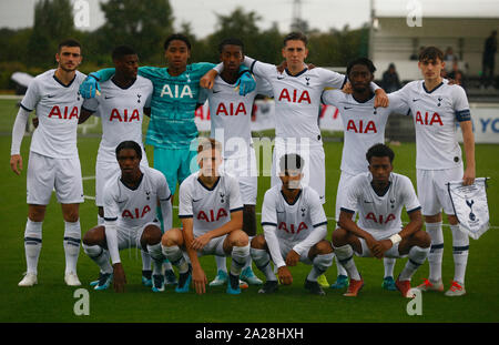 Enfield, Regno Unito. 01 ott 2019. ENFIELD, Inghilterra. 01 ottobre: Tottenham Hotspur squadra scatta durante UAFA Youth League tra Tottenham Hotspur e Bayern Monaco presso la Hotspur modo, Enfield su 01 Ottobre, 2019 a Enfield, Inghilterra. Credit: Azione Foto Sport/Alamy Live News Foto Stock