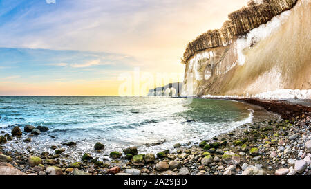 Chalk cliffs su Rügen in autunno Foto Stock