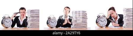 La donna con la pistola sotto stress da scadenze Foto Stock