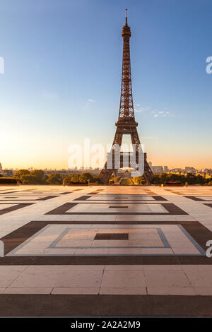 La Torre Eiffel vista dal Trocadero Foto Stock