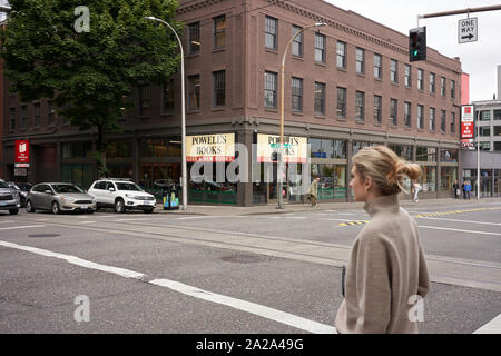 La sede centrale di Powell, soprannominata Powell's City of Books, a Portland, Oregon, si trova venerdì 27 settembre 2019. Foto Stock